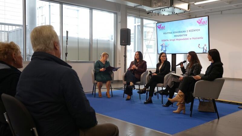 Powiększ obraz: Panelistki